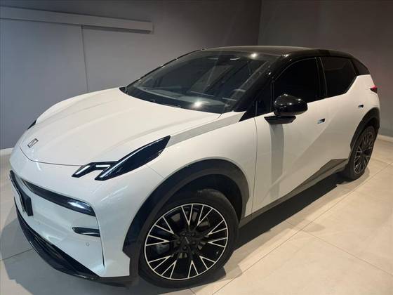 ZEEKR X 66 KW ELÉTRICO FLAGSHIP AWD